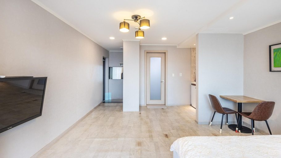 Bedroom 2, Wonju Quirinale Pension, Wonju