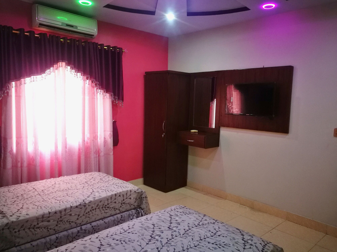 Bedroom 5, White Palace Guest House, Karachi