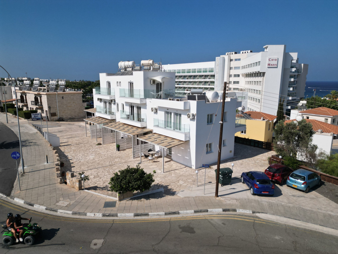 Exterior & Views, Proteas Mare Suites