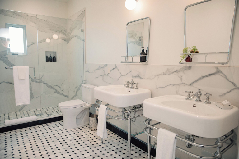 Bathroom 4, Hotel San Buena, Ventura