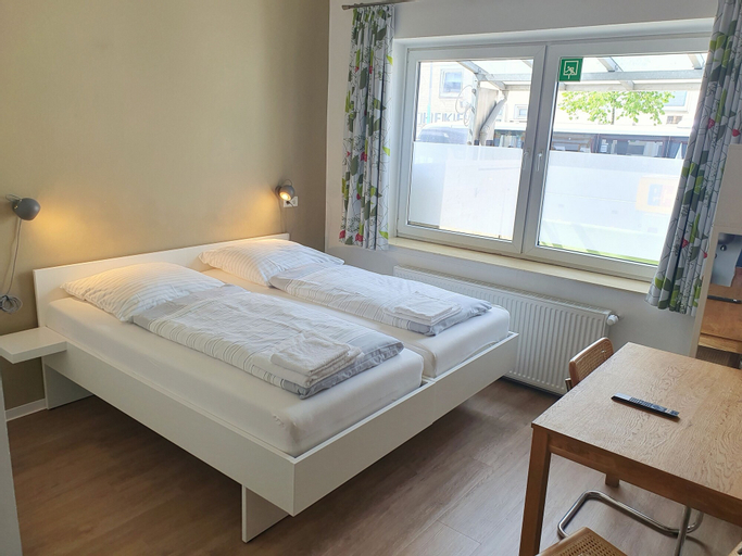 Bedroom 21