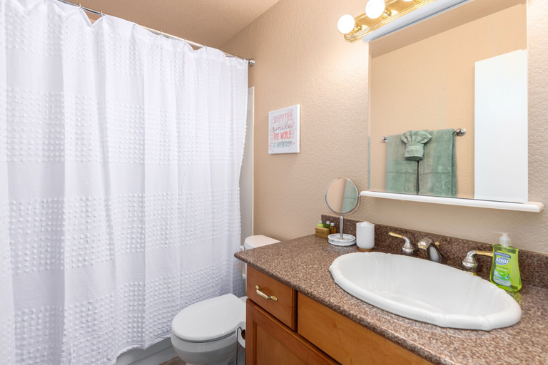 Bathroom 5, Brentrup Tempe, Maricopa