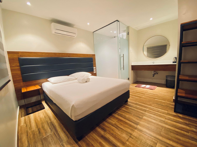 Bedroom 3, The Hub District Garden Suites, Pasay City
