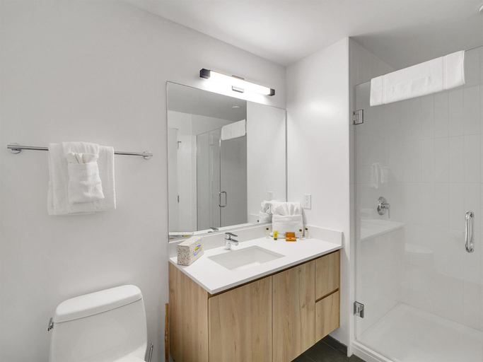 Bathroom 3, Global Luxury Suites at Downtown Phoenix, Maricopa