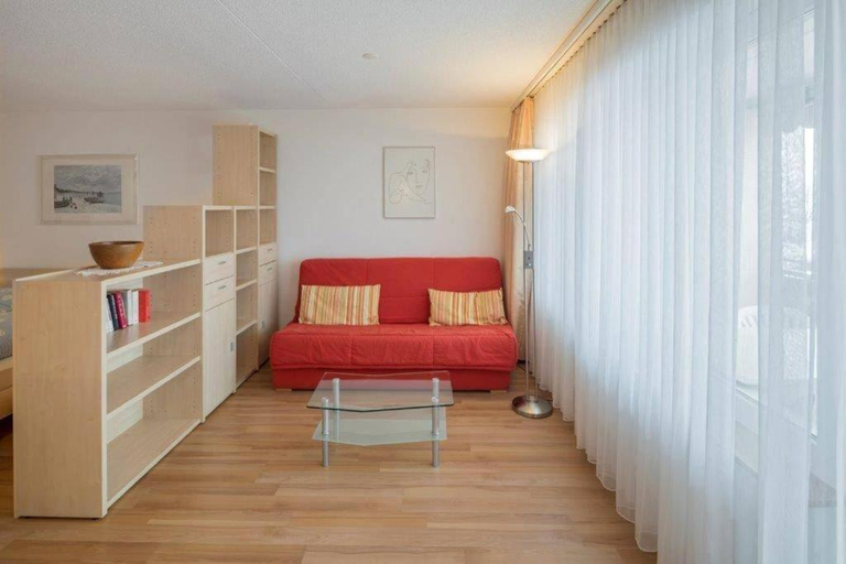 Others 5, Cristal 50, Leuk