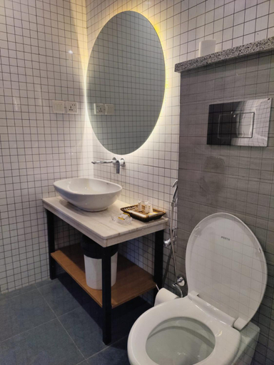 Bathroom 3, Sky Lodge Hotel, Hazara