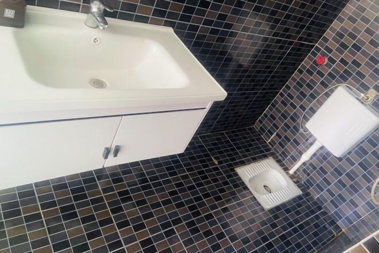 Bathroom 3, Chongzuo City Middle Business Hotel, Chongzuo