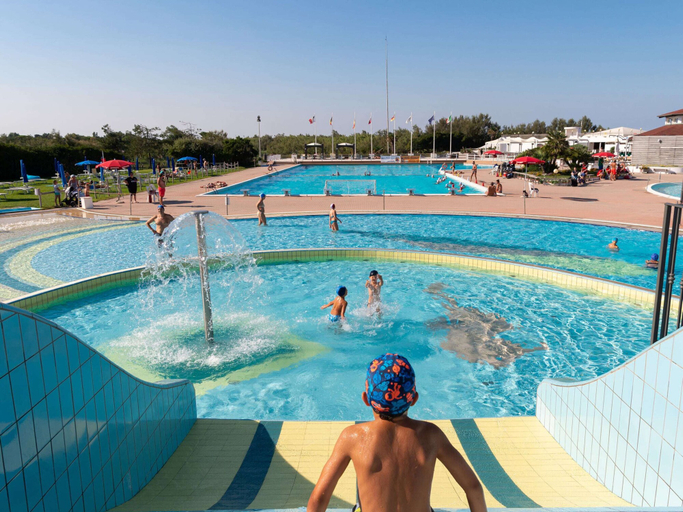Pool, Apartment in Albarella near Sandy Beach, Rovigo