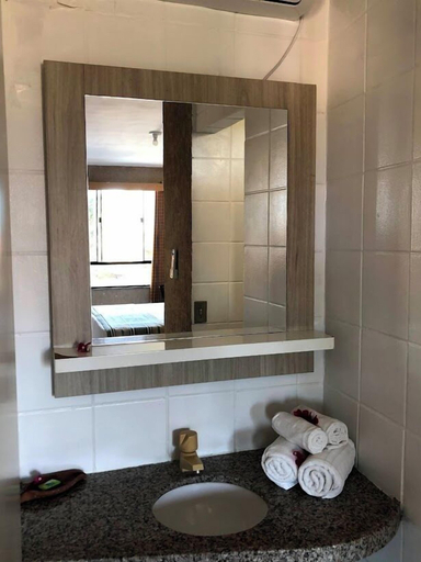 Bathroom 3, Inn Tribus, Trairi