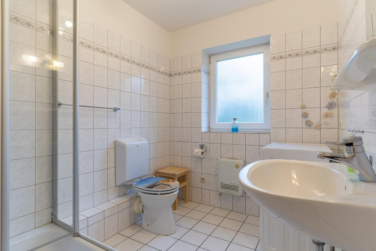 Bathroom 4, Ferienwohnung, St. Peter - Ording, Nordfriesland