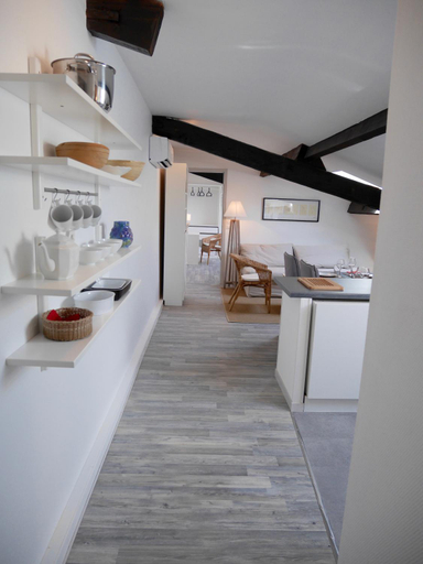Others 2, Les Appartements de Cyrano, Dordogne
