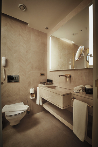 Bathroom 5, Grand Galata Hotel & Spa - Special Class, Beyoğlu
