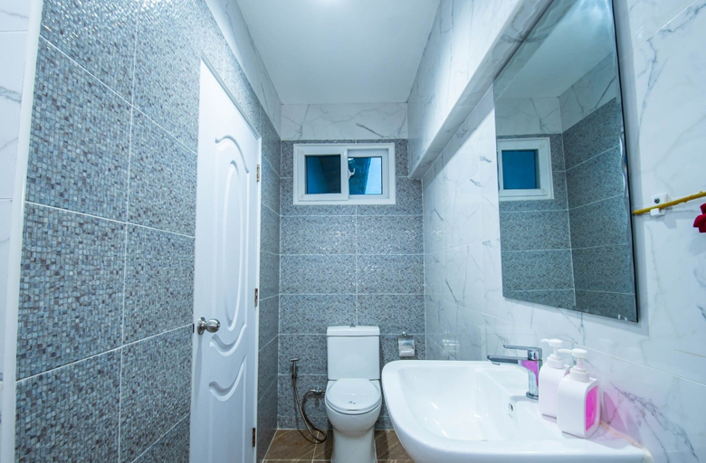 Bathroom 4, Private pool 3BDR villa beach at 200m, Pattaya