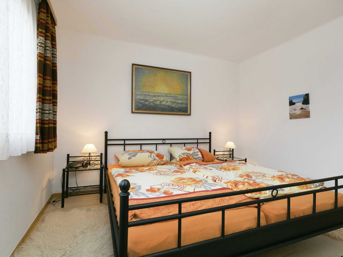 Bedroom 3, Charming Holiday Home in Liebenscheid by Forest, Westerwaldkreis