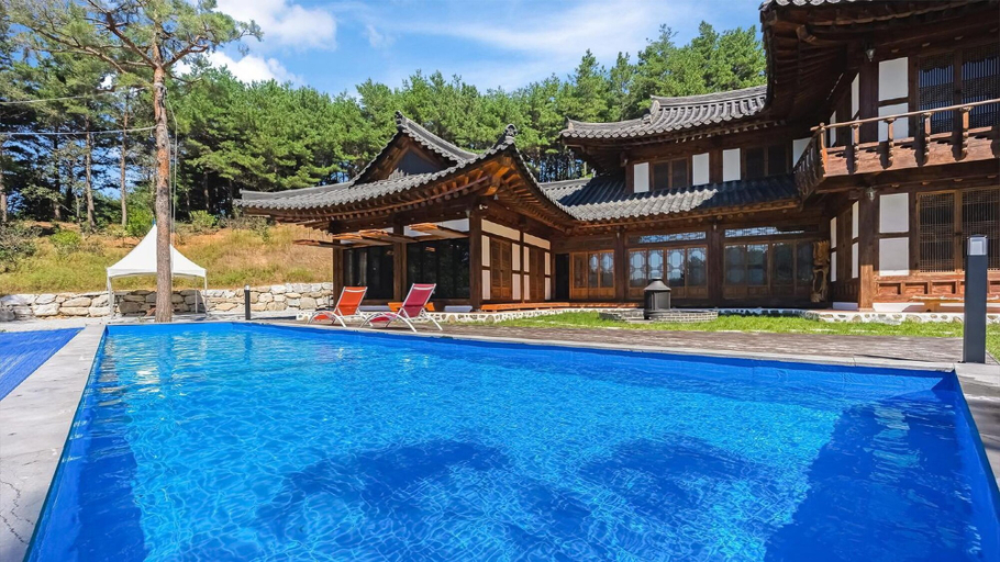 Sport & Beauty 5, Gangneung Booyoonok Hanok Pension, Gangneung
