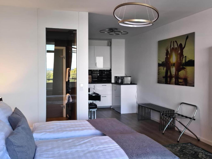 Bedroom 4, Rheinblick Appartments, Köln
