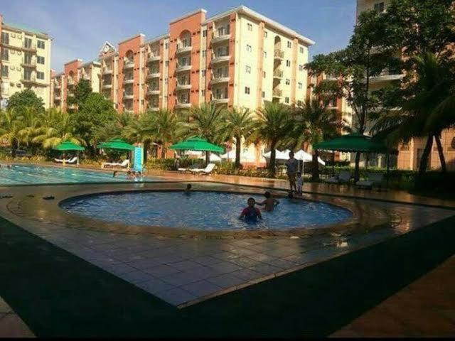 Swimming Pool 8