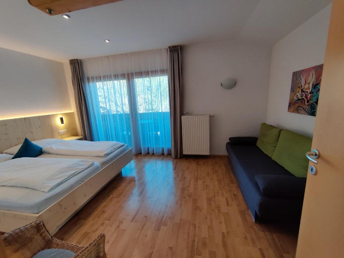 Bedroom 2, Residence Klementhof #1, Bolzano
