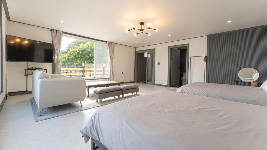 Bedroom 3, Namhae Chocolate Pension, Namhae