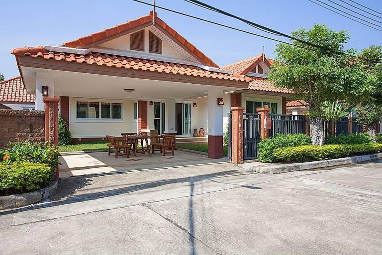 Others 5, Chonburi Villa Timberland Lanna Villa 301 - 3 Beds, Sattahip