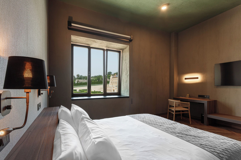 Bedroom 4, Castel Mimi Wine Resort