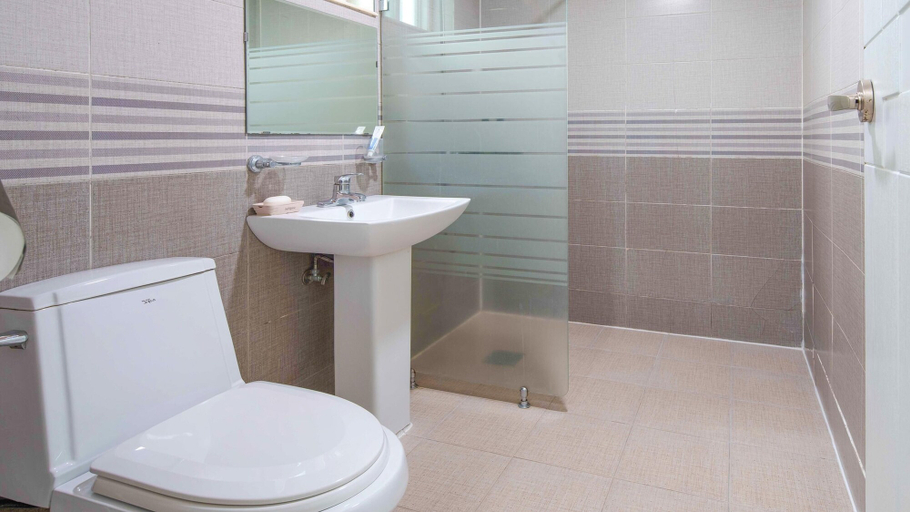 Bathroom 3, Seogwipo Haevichipoonggyeong Pension, Seogwipo