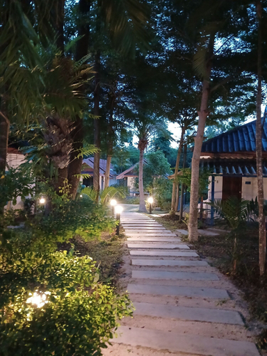 Others 4, Blue Gecko, Ko Lanta