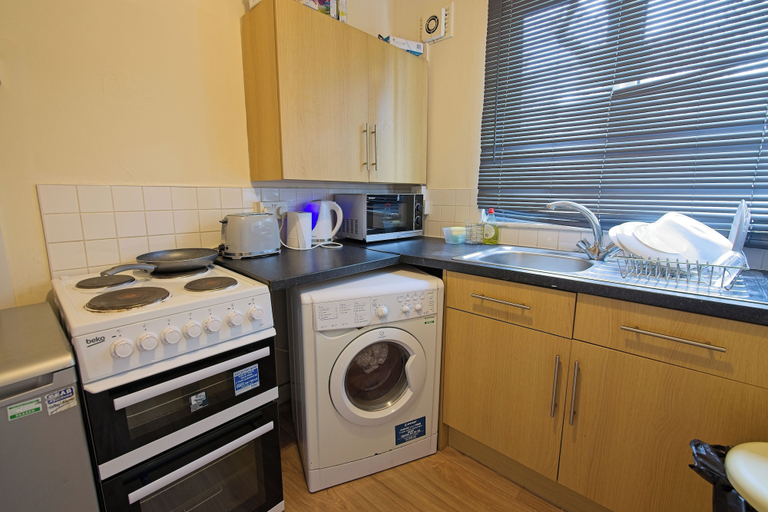 Others 5, Stylish Five Star Rated Apartment, Manchester