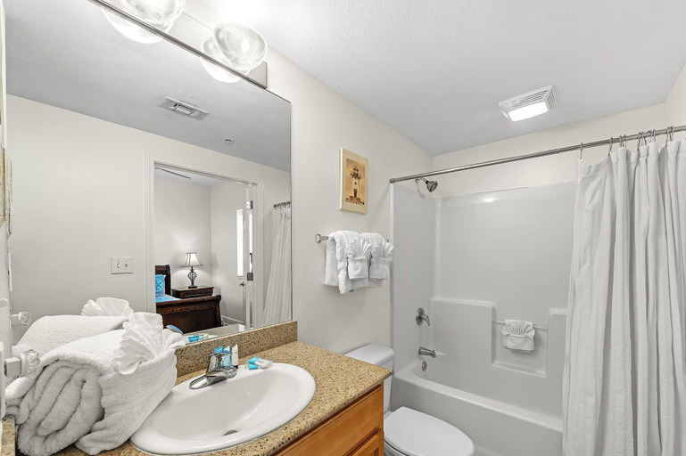 Bathroom 3, Sanibel 407, Baldwin