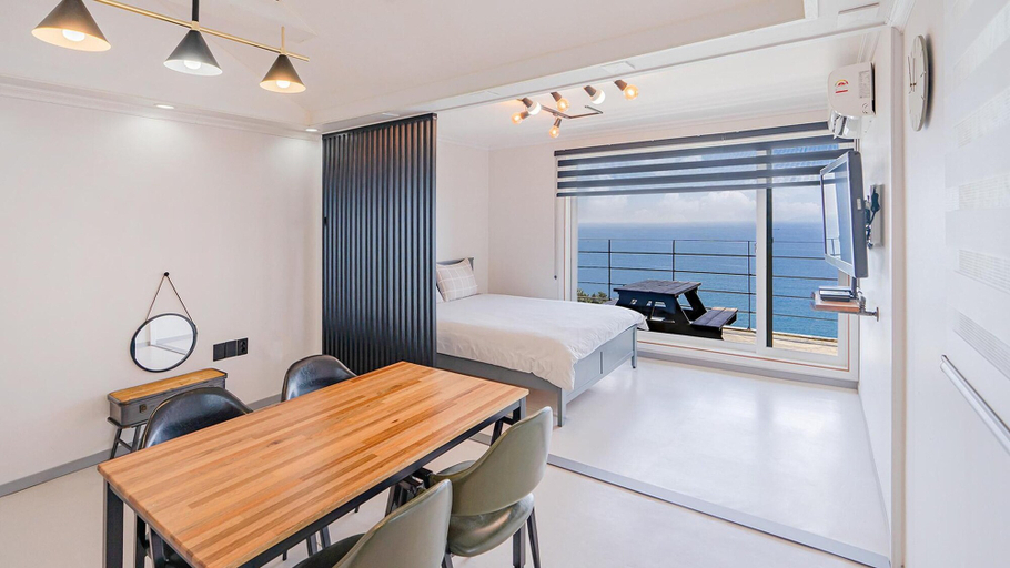 Others 1, Namhae Chocolate Pension, Namhae