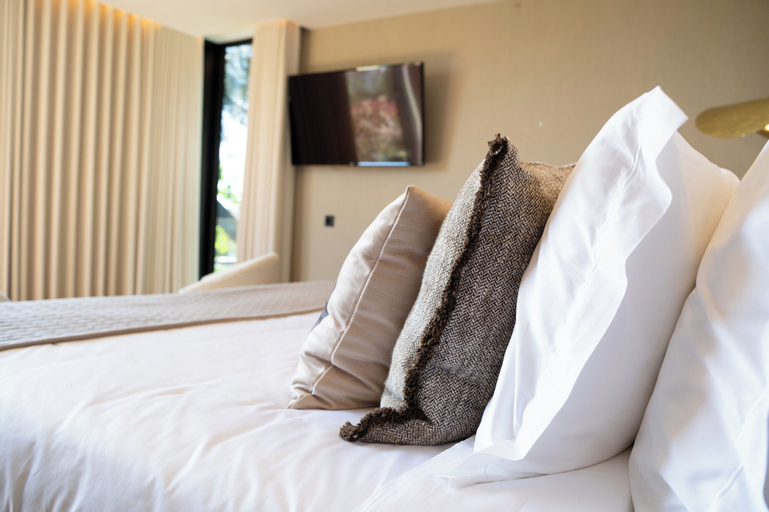 Bedroom 12