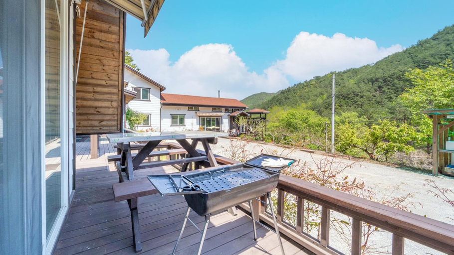 Others 5, Samcheok Deulre Pension, Samcheok