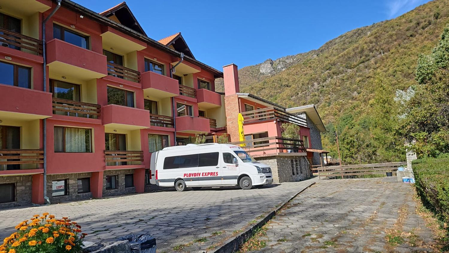 Surrounding environment, Forest Spring, Asenovgrad