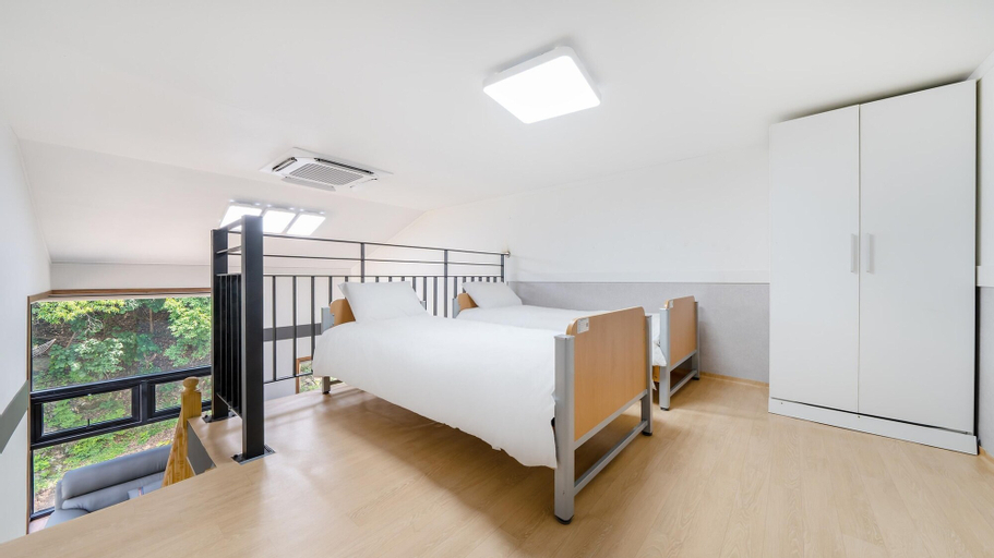 Bedroom 20
