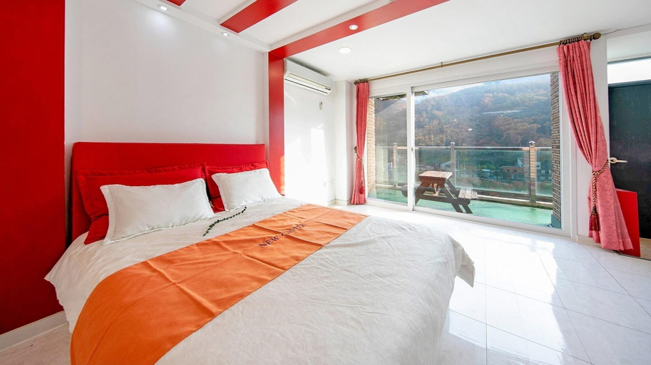 Bedroom 2, Gapyeong Newcastle Pension, Gapyeong