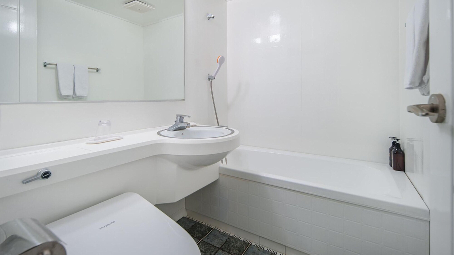Bathroom, Jeju Ganse Stay Hotel & Pension, Jeju