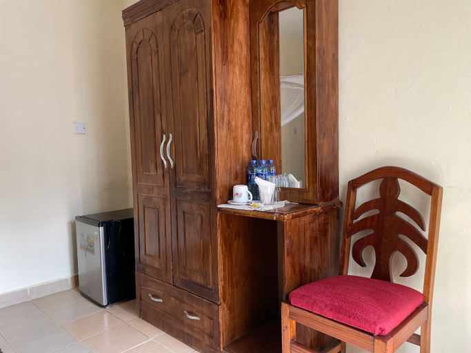 Others 5, Maasai Resort, Kisauni
