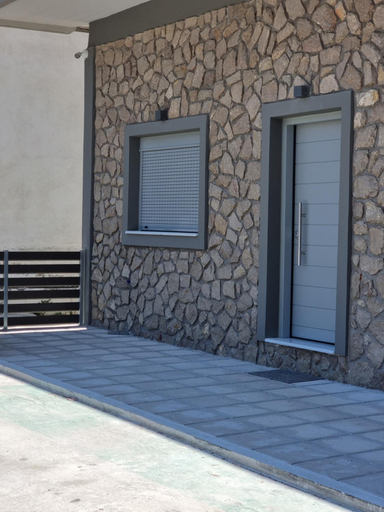 Others 3, E&D Apartments, Central Greece