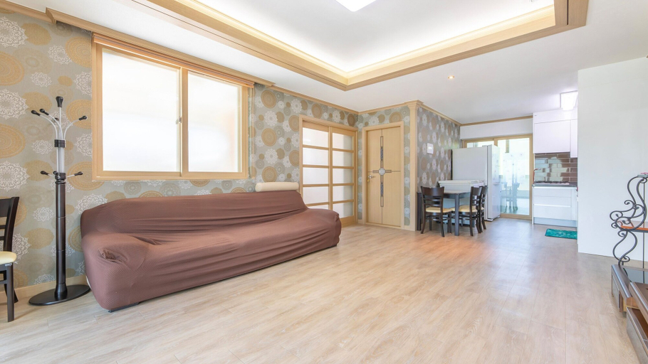Bedroom 2, Samcheok Greenhyang Pension, Samcheok