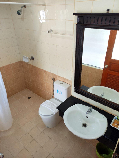 Bathroom 6