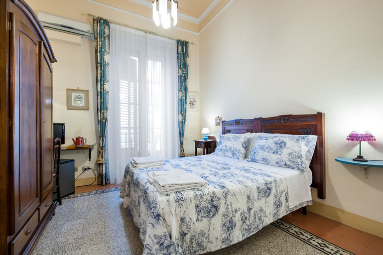 Bedroom 2, La Casa di Zoe, Palermo