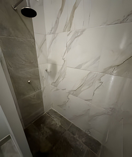 Bathroom 4, RIO HOTEL, Leticia