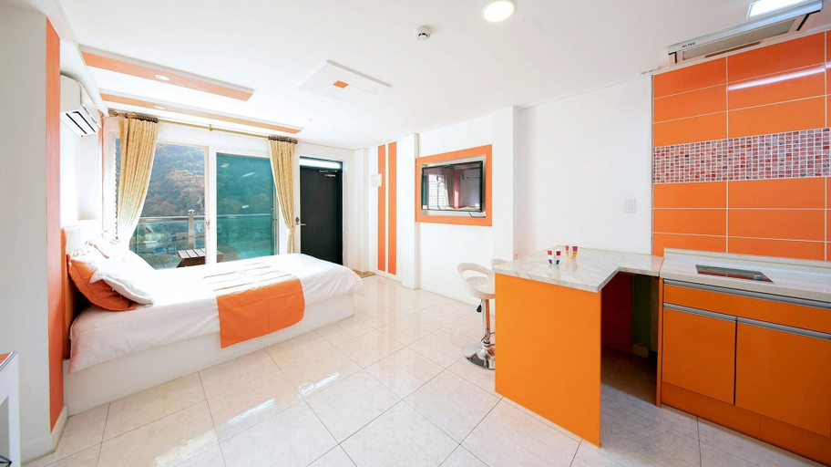 Bedroom 2, Gapyeong Newcastle Pension, Gapyeong