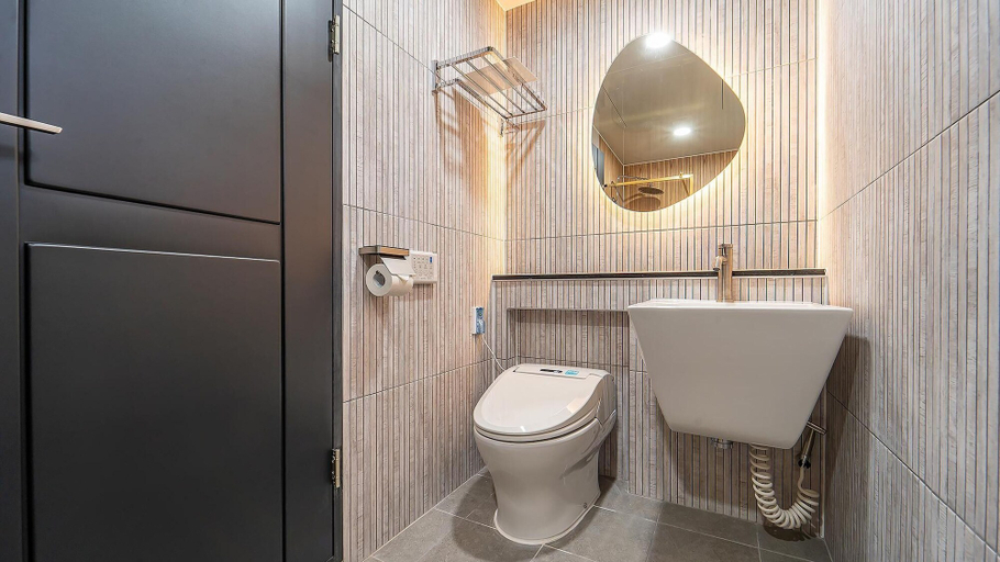 Bathroom 3, Yeosu Liposo Poolvilla, Yeosu