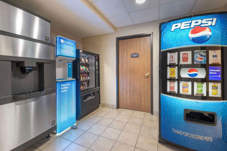 Food & Drinks 5, Best Western Plus Howe Inn, LaGrange