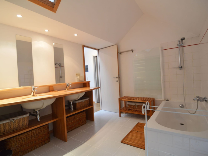 Bathroom 4, Chimay Nature Hideaway, Hainaut