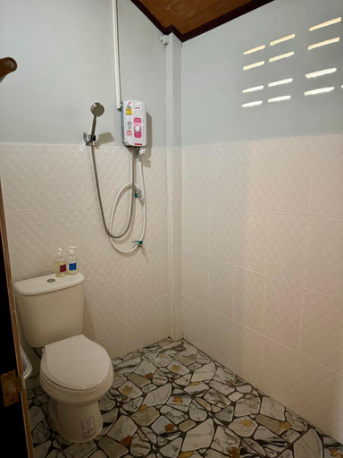 Bathroom 2, Bansuan Resort, Long