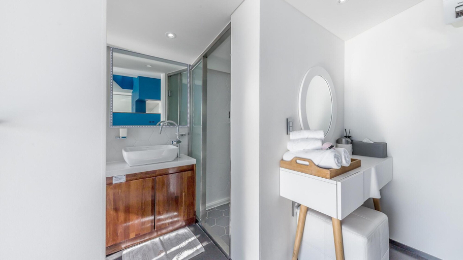 Bathroom 4, Namhae Pumda Pool Villa Pension, Namhae