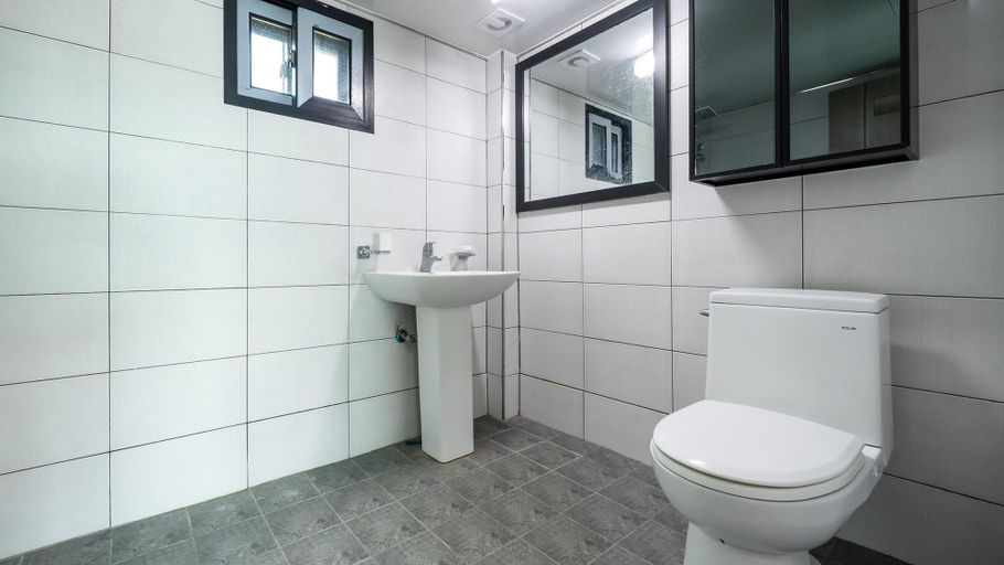 Bathroom 4, Gyeongju Tomato Pension, Gyeongju