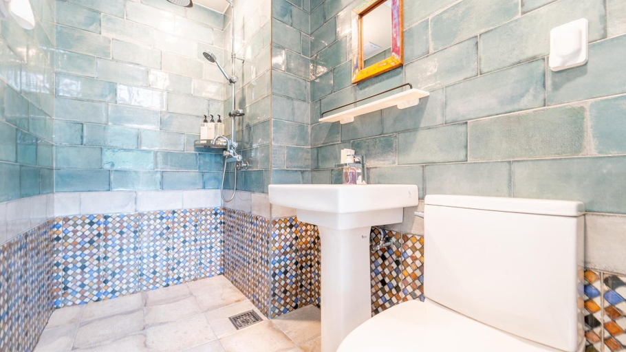 Bathroom 4, Jeju Murray Pension, Jeju